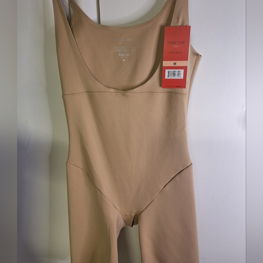 NWT Seamline Nude Shapewear Bodysuit - Medium